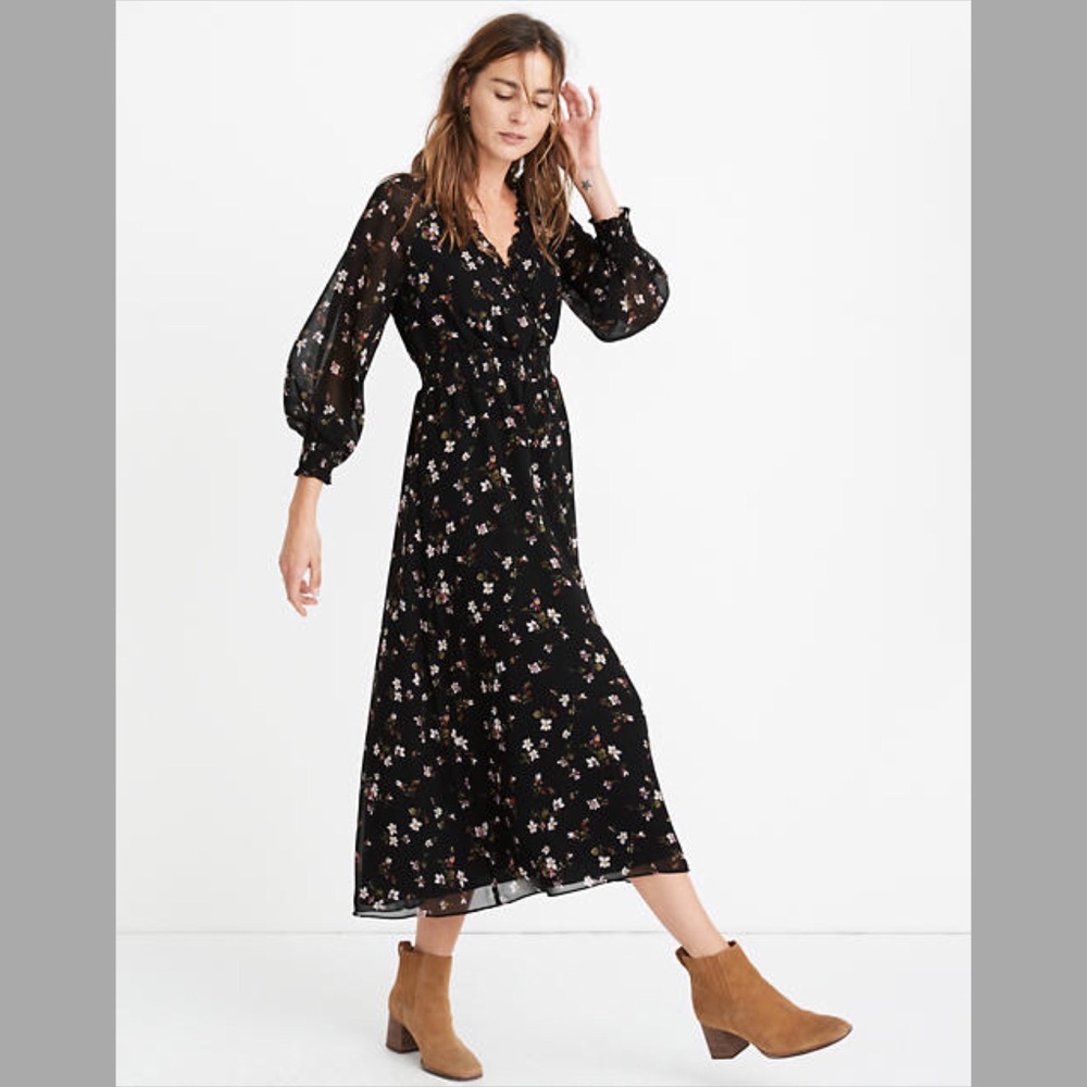 Georgette Smocked Midi Dress in Backyard Blooms